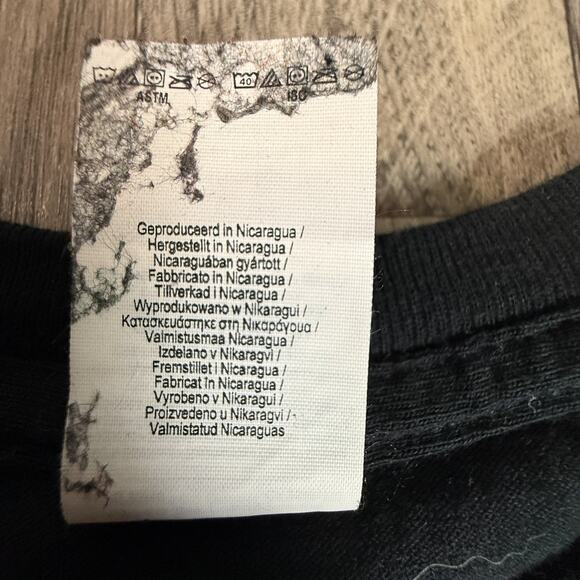 Gildan Ultra Cotton “A Little Bit of the Bubbly” Chris Jericho AEW Graphic Tee - Picture 5 of 6